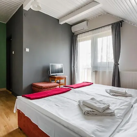 Borbaratok Panzio Гостевой дом 3*